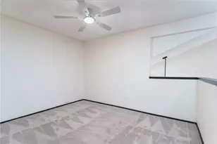 3709 Ravenhill Ln, Arlington, TX 76016 - Photo 16