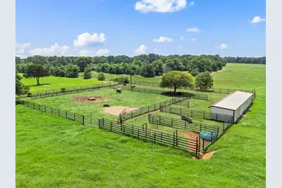 248 Howard Road, Valley View, TX 76272 - Photo 38