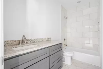 407 E Willingham Street, Cleburne, TX 76031 - Photo 14