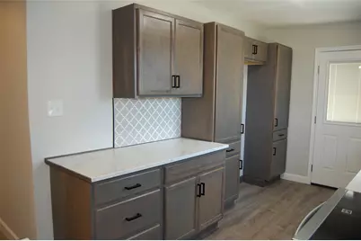 1325 2nd Street, Graham, TX 76450 - Photo 10