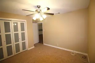 237 Samuel St, Lewisville, TX 75057 - Photo 6