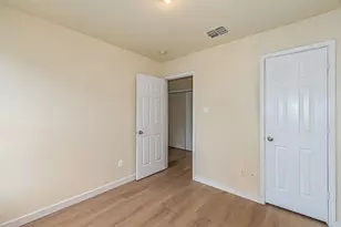1620 Red Cloud Dr, Dallas, TX 75217 - Photo 28