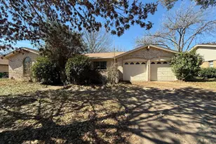 704 Meadowlark Cir, Crowley, TX 76036 - Photo 1