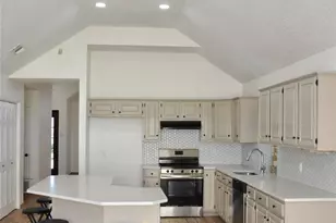 7413 Eastern Dr, Fort Worth, TX 76120 - Photo 10