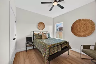 2705 S Jones St, Fort Worth, TX 76104 - Photo 26