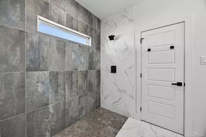 2705 S Jones Street, Fort Worth, TX 76104 - Photo 8