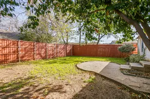 4231 S Cresthaven Rd, Dallas, TX 75209 - Photo 28