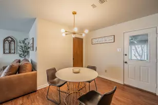 302 W Hale Ave, Decatur, TX 76234 - Photo 12