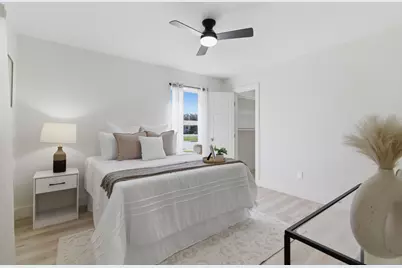 2033 Meadow Glen, Irving, TX 75060 - Photo 24