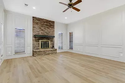 1617 Century Oaks Drive, Lewisville, TX 75077 - Photo 10