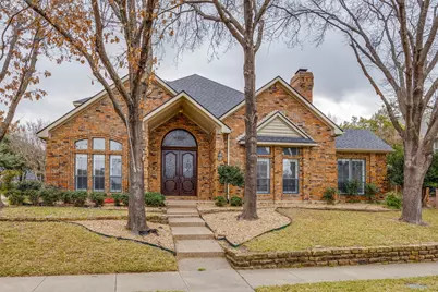 7530 Fitchburg Avenue, Garland, TX 75044 - Photo 2