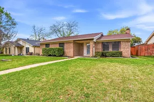 960 Meadowcove Cir, Garland, TX 75043 - Photo 2