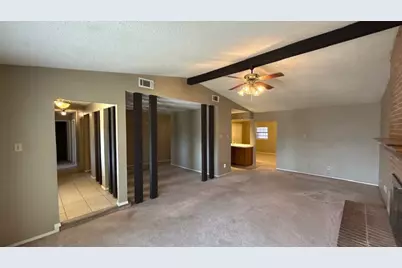 960 Meadowcove Circle, Garland, TX 75043 - Photo 16