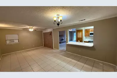 960 Meadowcove Circle, Garland, TX 75043 - Photo 24