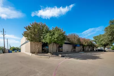 400 E Centre Park Boulevard #101, DeSoto, TX 75115 - Photo 2
