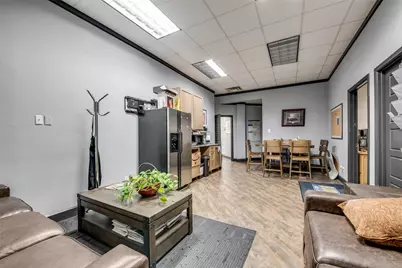 400 E Centre Park Boulevard #101, DeSoto, TX 75115 - Photo 10