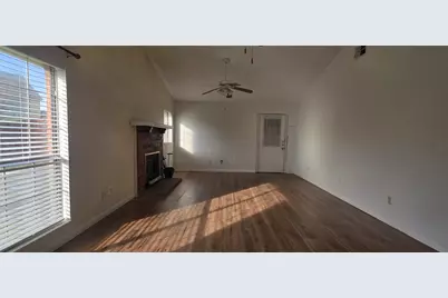 822 Colchester Drive, Mesquite, TX 75149 - Photo 4