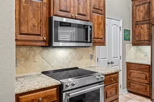 2214 Cobblestone Ct, Granbury, TX 76049 - Photo 20