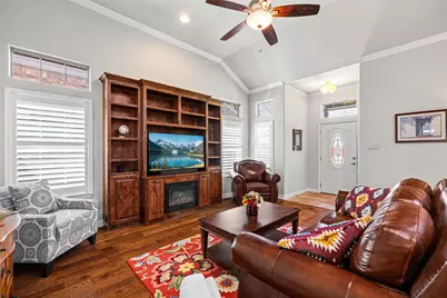 2214 Cobblestone Court, Granbury, TX 76049 - Photo 8