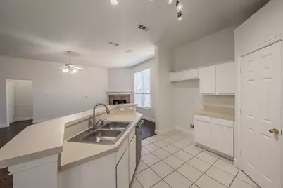 1075 Port Sullivan Drive, Little Elm, TX 75068 - Photo 18