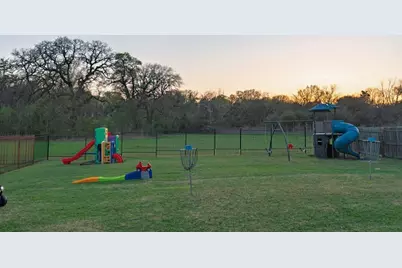 1509 Bridge Water Lane, Mansfield, TX 76063 - Photo 4