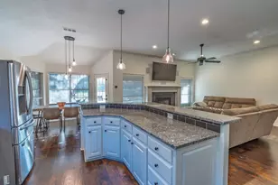 1509 Bridge Water Ln, Mansfield, TX 76063 - Photo 8