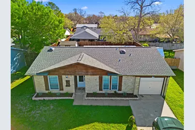 2208 Biscayne Drive W, Irving, TX 75060 - Photo 4