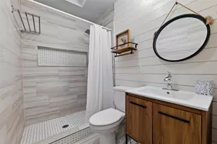 2208 Biscayne Dr W, Irving, TX 75060 - Photo 18