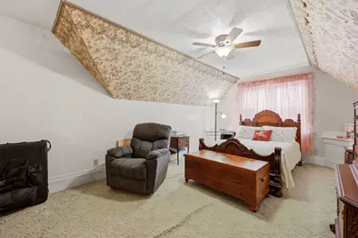 306 E Tarrant Street, Bowie, TX 76230 - Photo 30