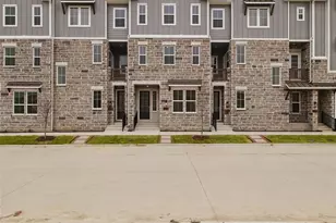 825 Heights Wy, Plano, TX 75075 - Photo 1