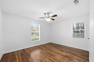 1654 Hansboro Ave, Dallas, TX 75224 - Photo 14