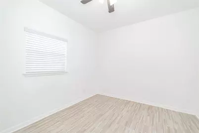1654 Hansboro Avenue, Dallas, TX 75224 - Photo 32