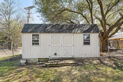 2012 Pebblecreek Drive, Cleburne, TX 76033 - Photo 24