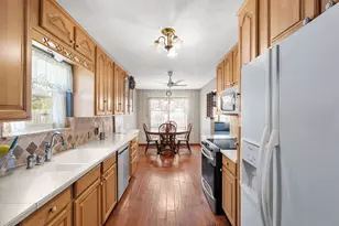 2012 Pebblecreek Dr, Cleburne, TX 76033 - Photo 10