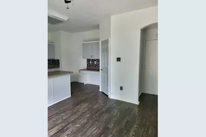 513 Pineview Lane, Fort Worth, TX 76140 - Photo 6