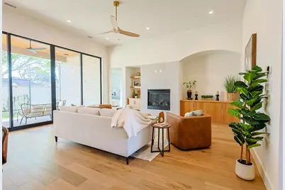 2941 Kosse Court, Grapevine, TX 76051 - Photo 10