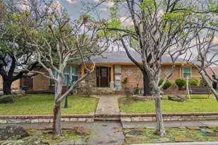 2516 Pinebluff Dr, Dallas, TX 75228 - Photo 2