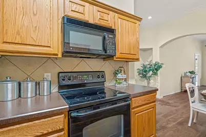 502 S Main Street #B, Aubrey, TX 76227 - Photo 8