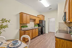 502 S Main St, Aubrey, TX 76227 - Photo 6