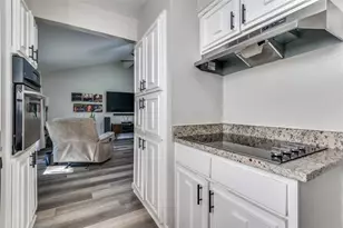 3820 Flamingo Ln, Irving, TX 75062 - Photo 12