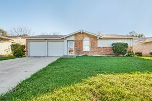3820 Flamingo Ln, Irving, TX 75062 - Photo 1