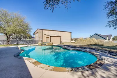 515 Morrow Road, Springtown, TX 76082 - Photo 32