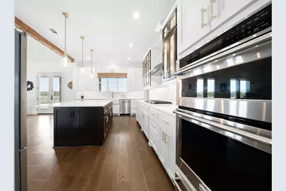 2050 W Elm Mott Drive, Waco, TX 76705 - Photo 10