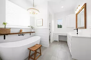 2050 W Elm Mott Dr, Waco, TX 76705 - Photo 14