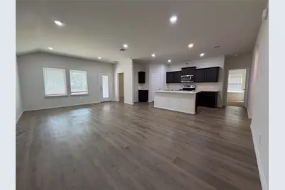 714 Coastline Way, Princeton, TX 75407 - Photo 4