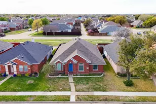 6513 Redwood Ln, The Colony, TX 75056 - Photo 4