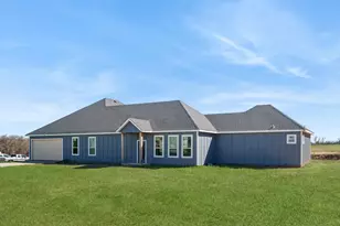 715 Co Rd 4599, Boyd, TX 76023 - Photo 32