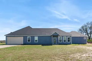 715 Co Rd 4599, Boyd, TX 76023 - Photo 1