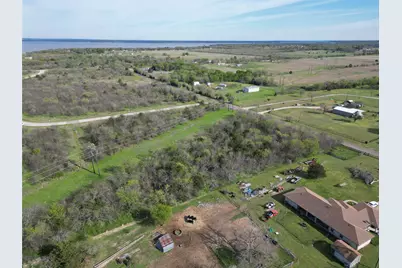 8001 Big Water Lane, Kemp, TX 75143 - Photo 16