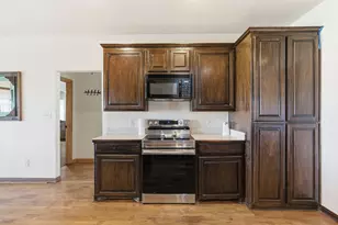 301 Rhoades Ln, Springtown, TX 76082 - Photo 28